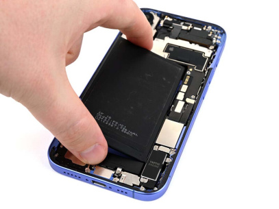 Замена аккумулятора iPhone 16 Plus (оригинал)