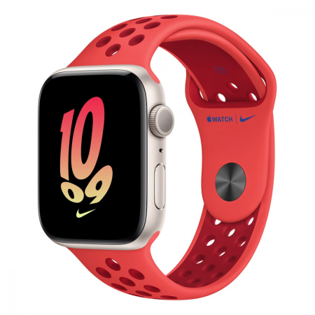 Apple Watch Nike SE (2022), 44 мм корпус из алюминия цвета «Starlight», ремешок Nike Sport Band размера M/L цвета «Bright Crimson/Gym Red»