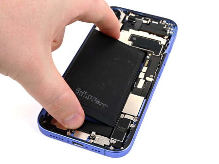 Замена аккумулятора iPhone 16 (оригинал SP)