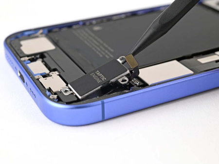 Замена нижнего динамика iPhone 16 Plus