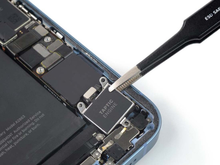 Замена вибромотора iPhone 14 Plus
